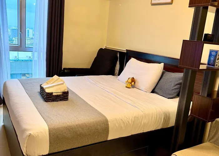 Aparthotel Modern & Cozy Homey In Avida Riala Towers It Park T1 4*